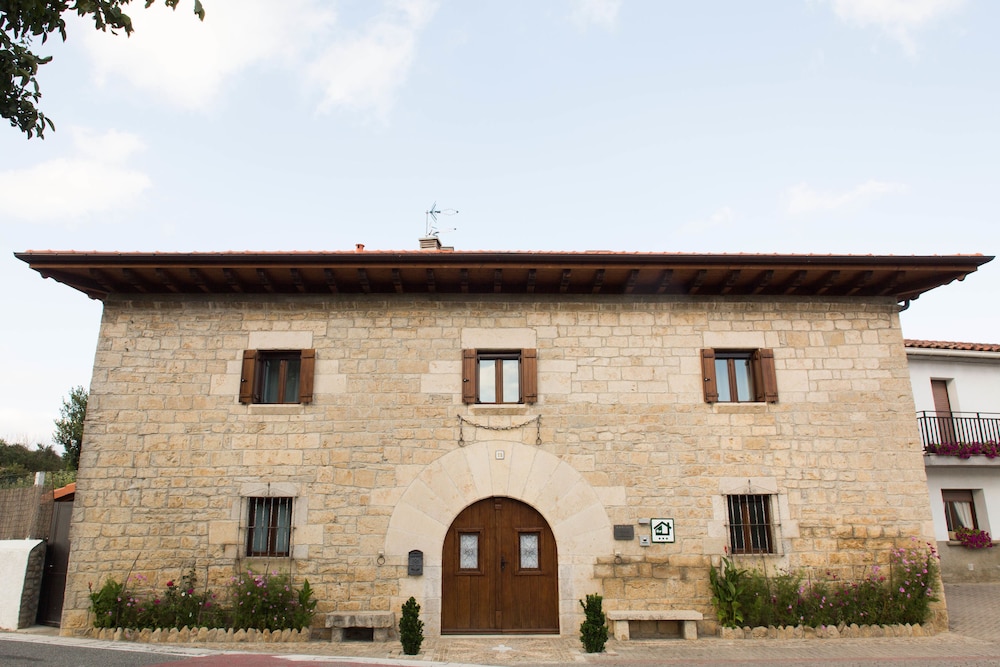 CASA DE LA CADENA 2/68