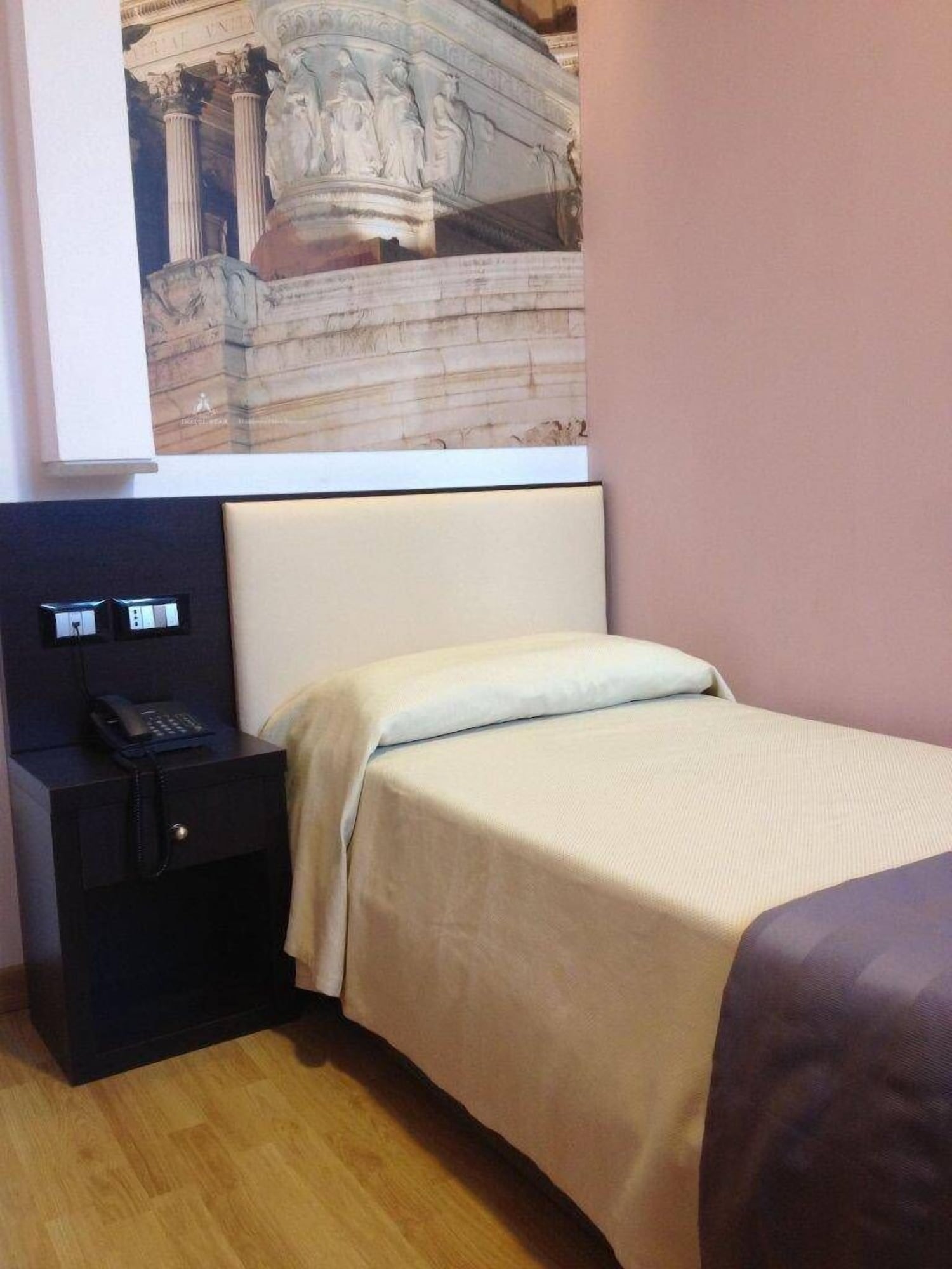 BASIC, SINGLE, SINGLE BED
