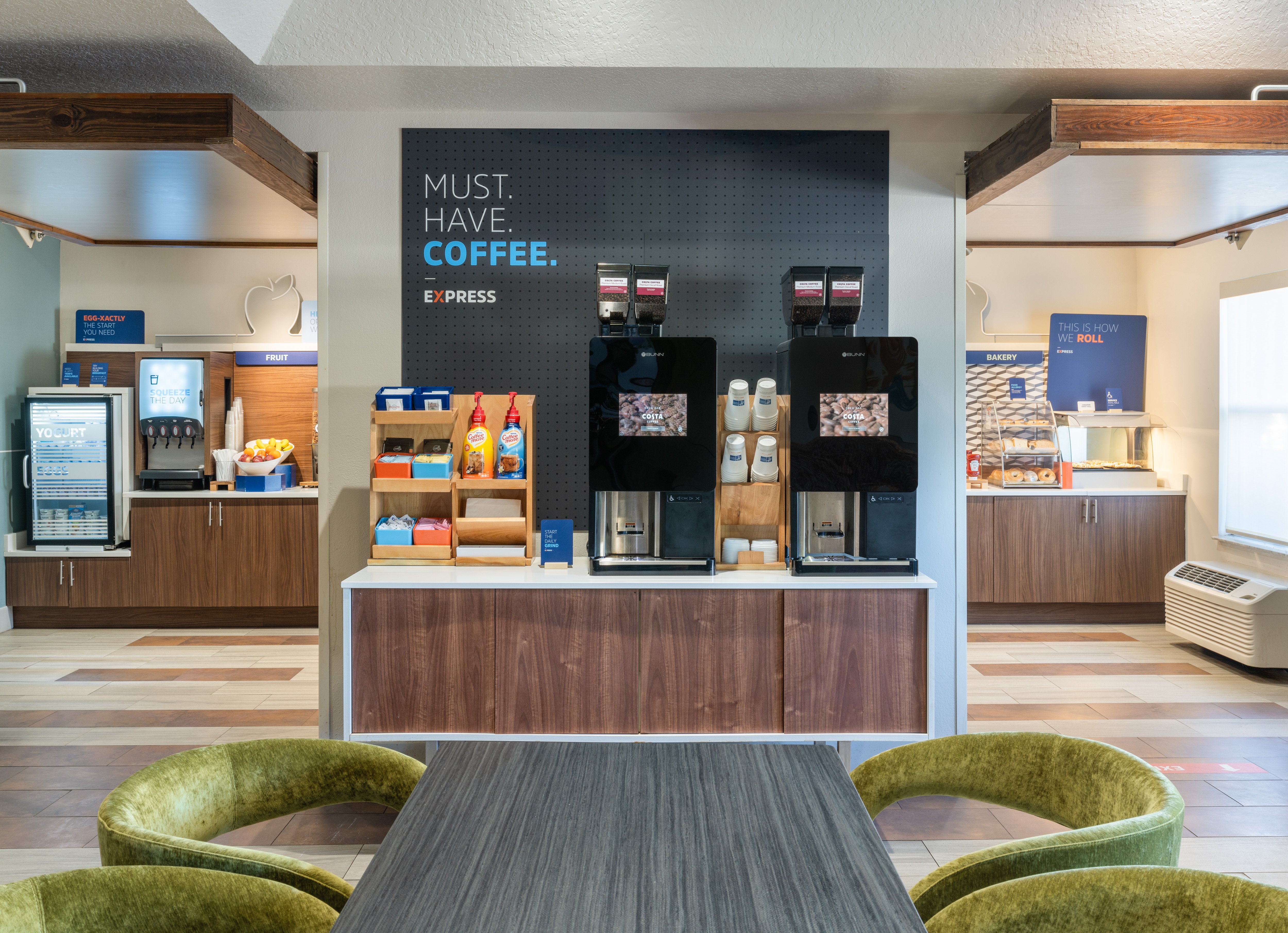 Holiday Inn Express And Suites Orlando International Airport 10/62