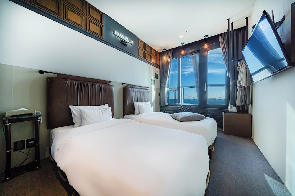 Bridge, Avenue, Single, Twin Beds، H Avenue 3/5