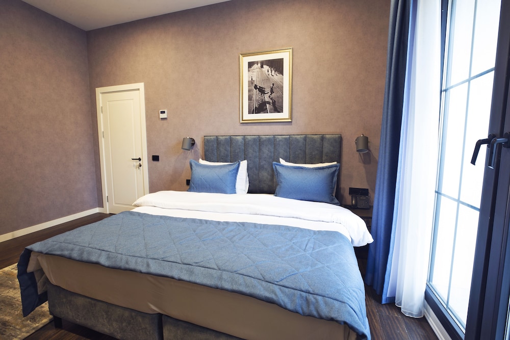Port Rivoli Baku Hotel 18/50