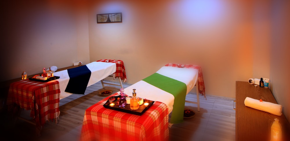 Beyoglu MLS Hotel 52/64