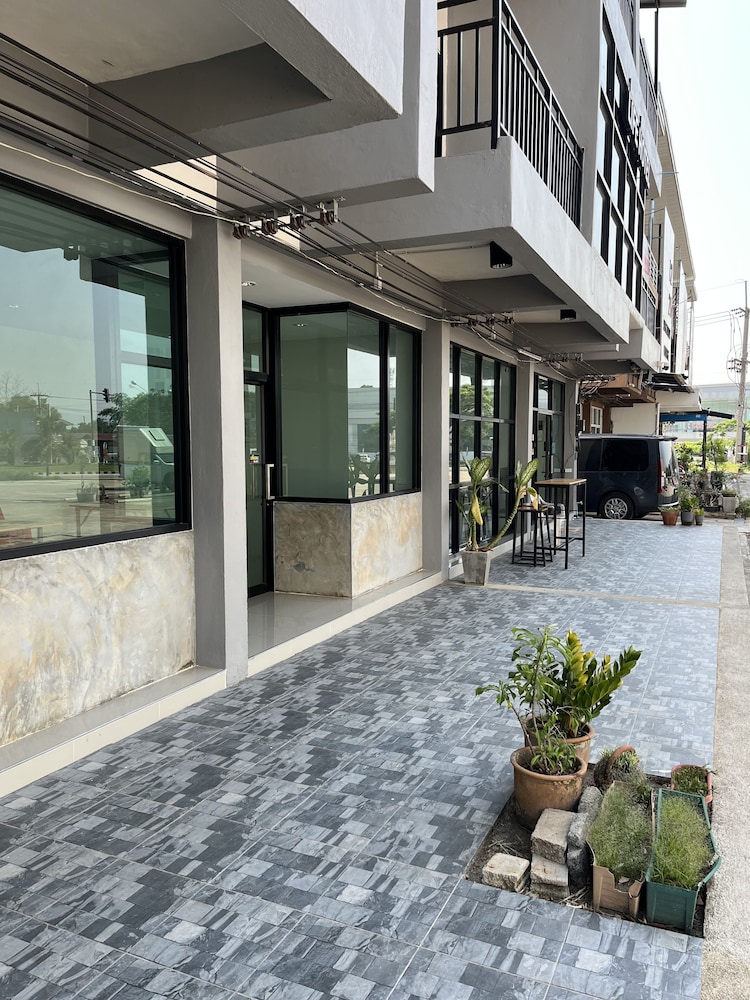 Life Hotel Rong Khun 15/19