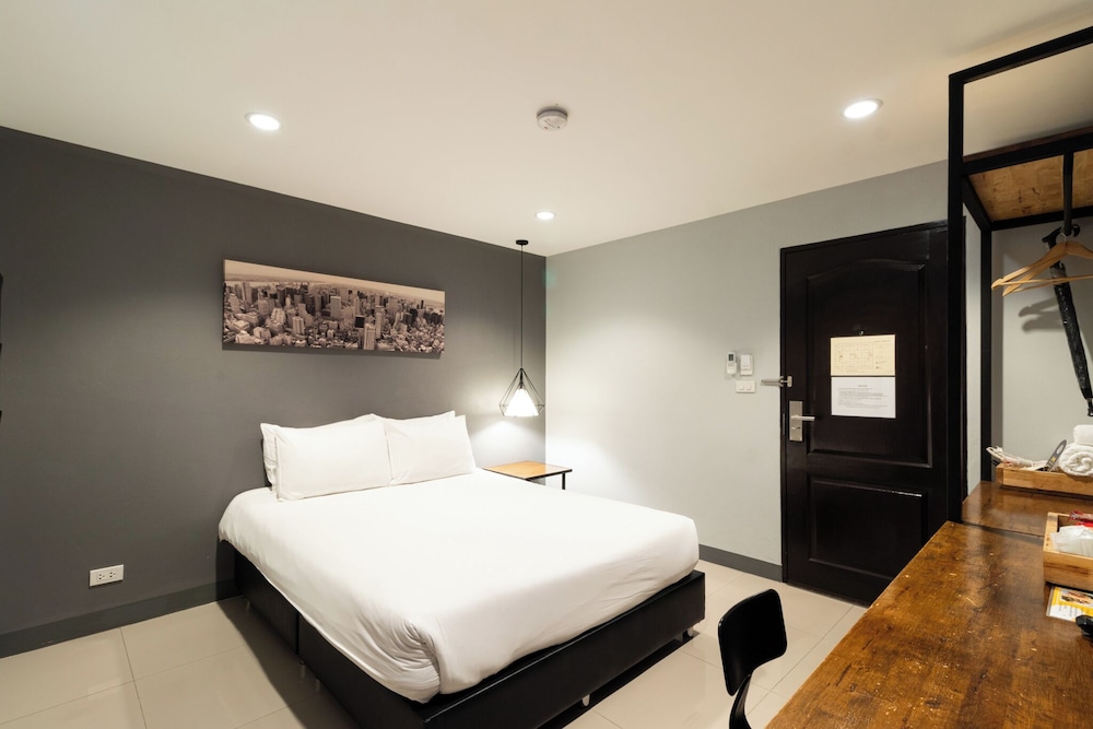 North Inn Town 17/51