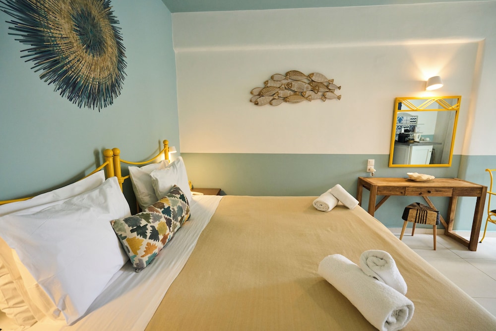 غرفة اقتصادية بسرير مزدوج أو سريرين منفصلين بإطلالة على المسبح، Bellissimo Resort 3/8