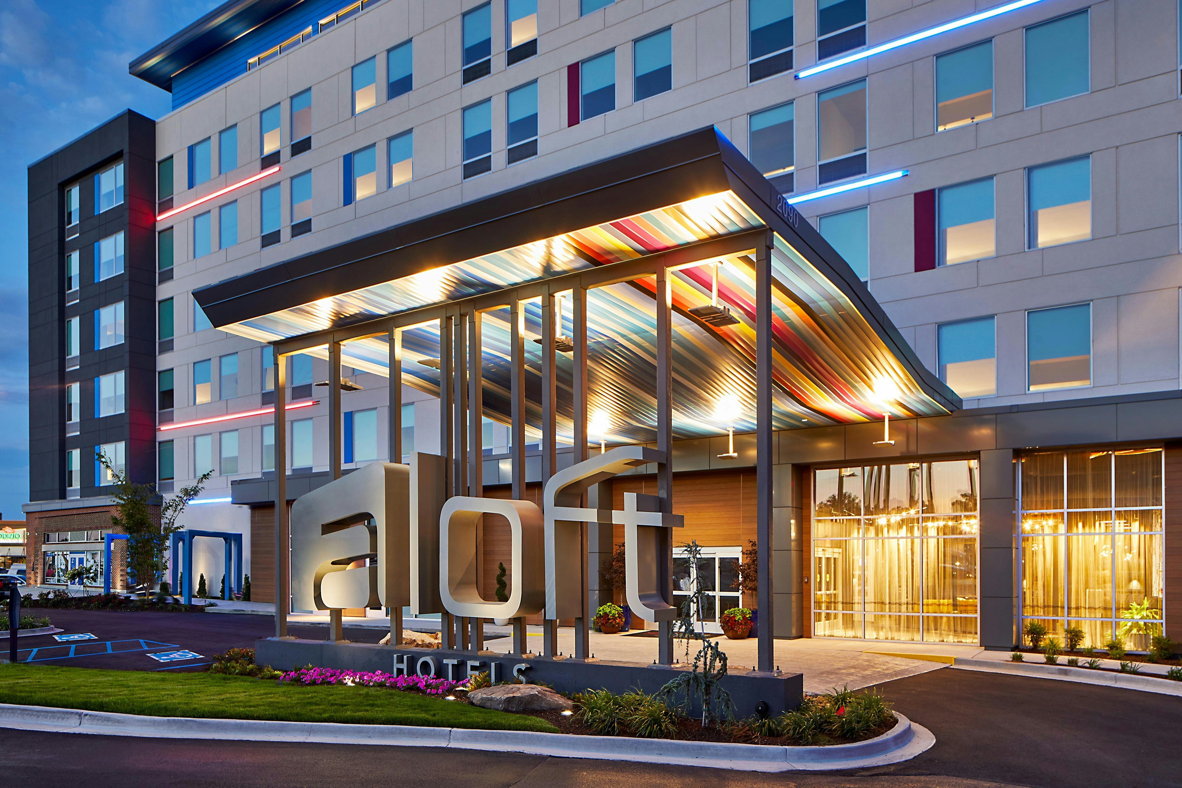 Aloft Chattanooga Hamilton Place 60/62