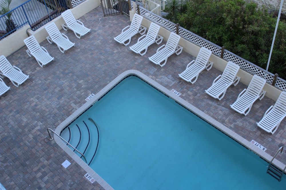 blu atlantic oceanfront hotel and suites