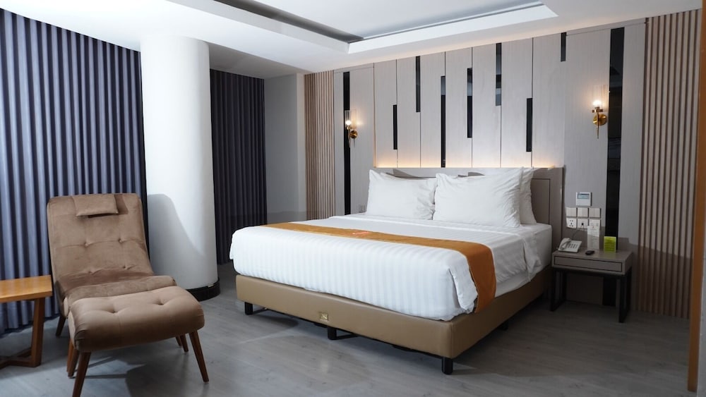 Cavinton Hotel 26/72