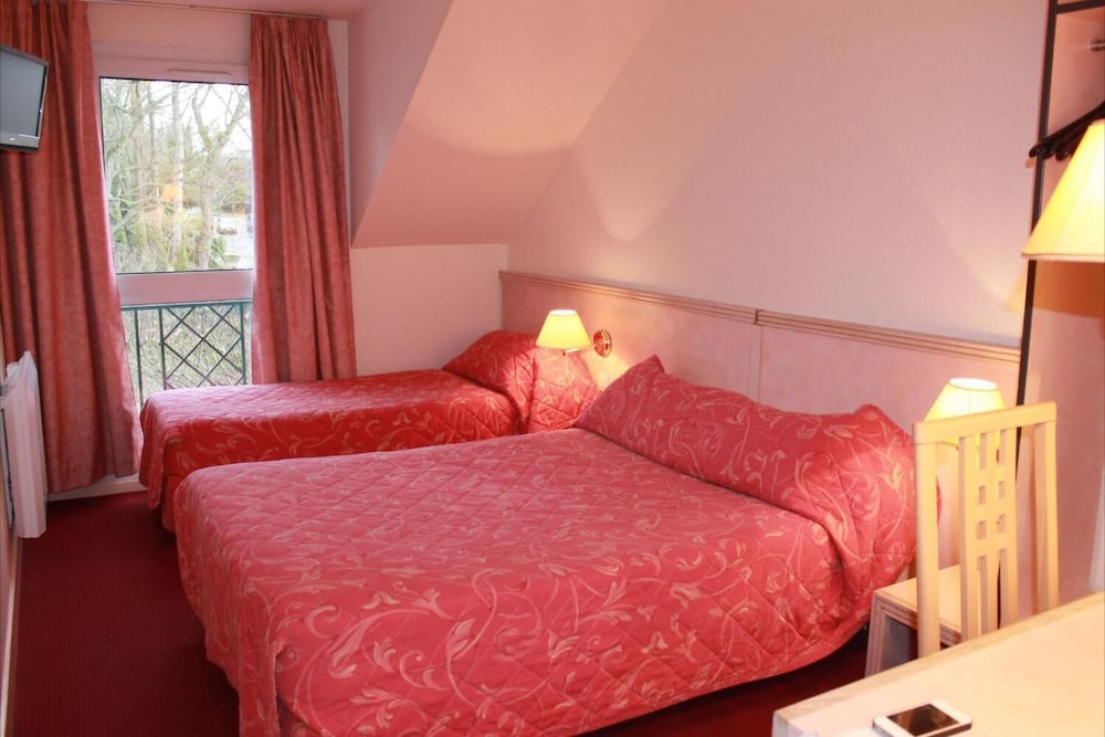 Hotel Le Village 11/22