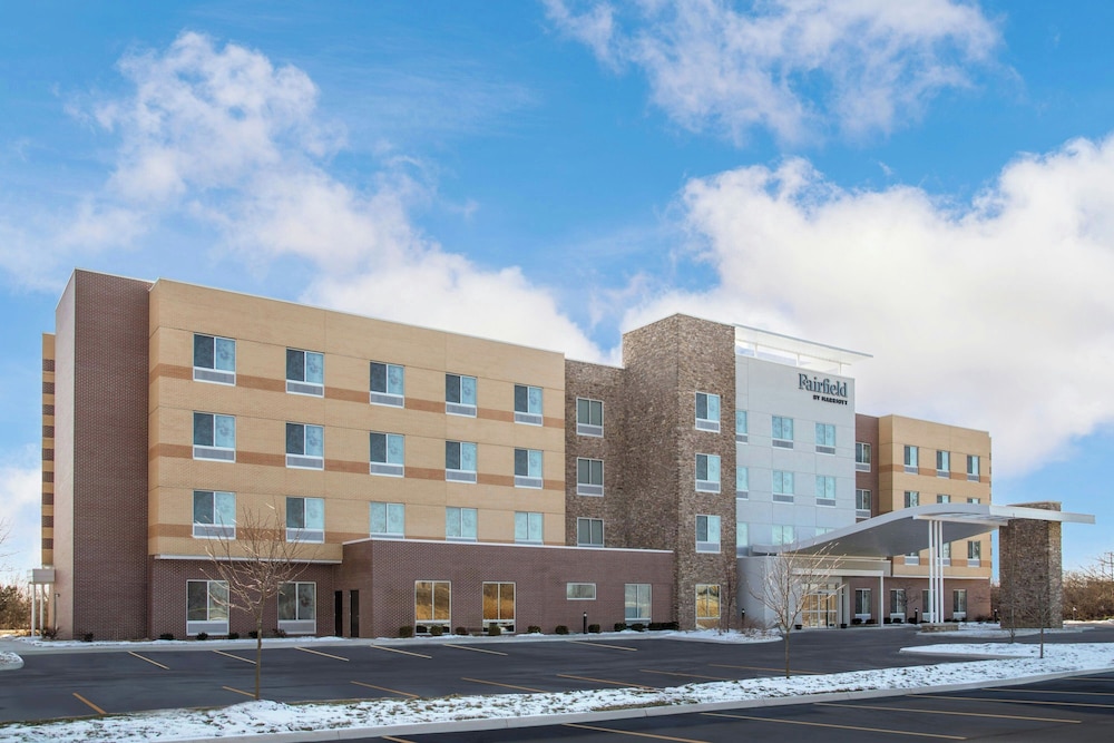 Fairfield Inn & Suites by Marriott Detroit Taylor 31/36