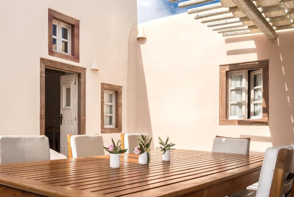 Villa Kisiris 26/40