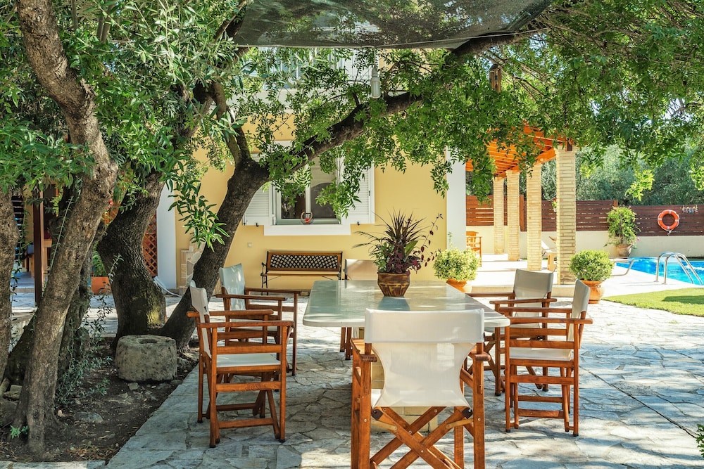 Villa Kardaris 42/57