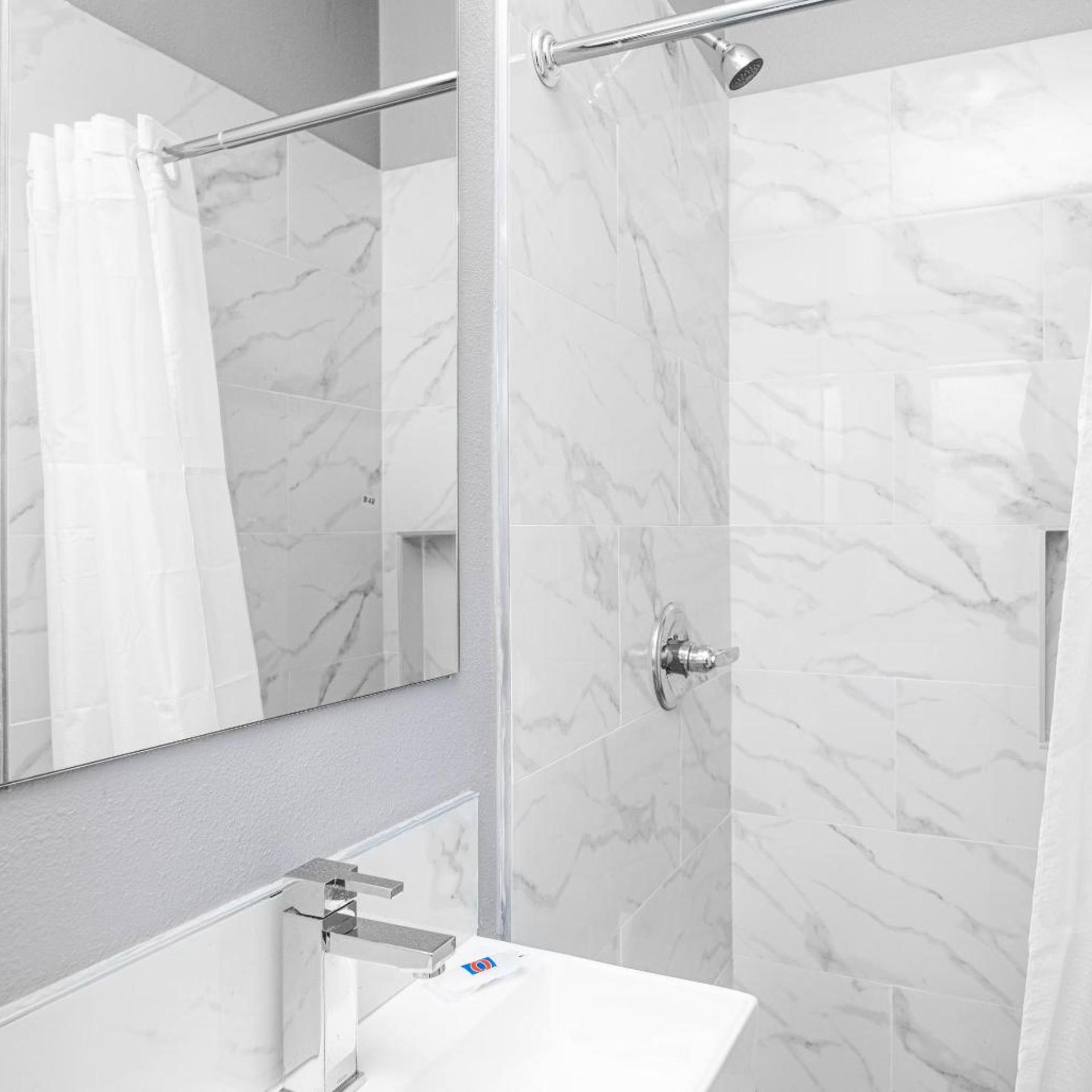 Motel6 San Pedro, CA – Port of Los Angeles 50/50
