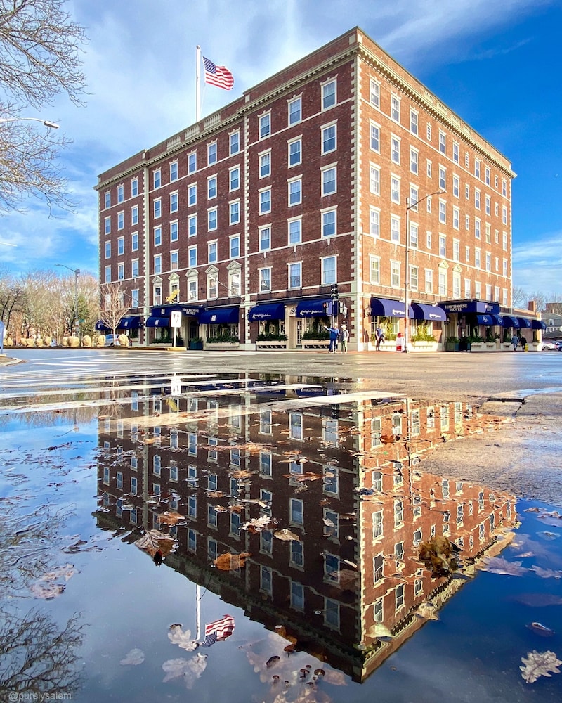Hawthorne Hotel 6/69