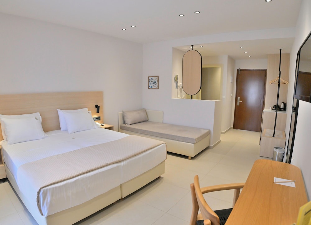 Aphrodite Beach hotel 9/50