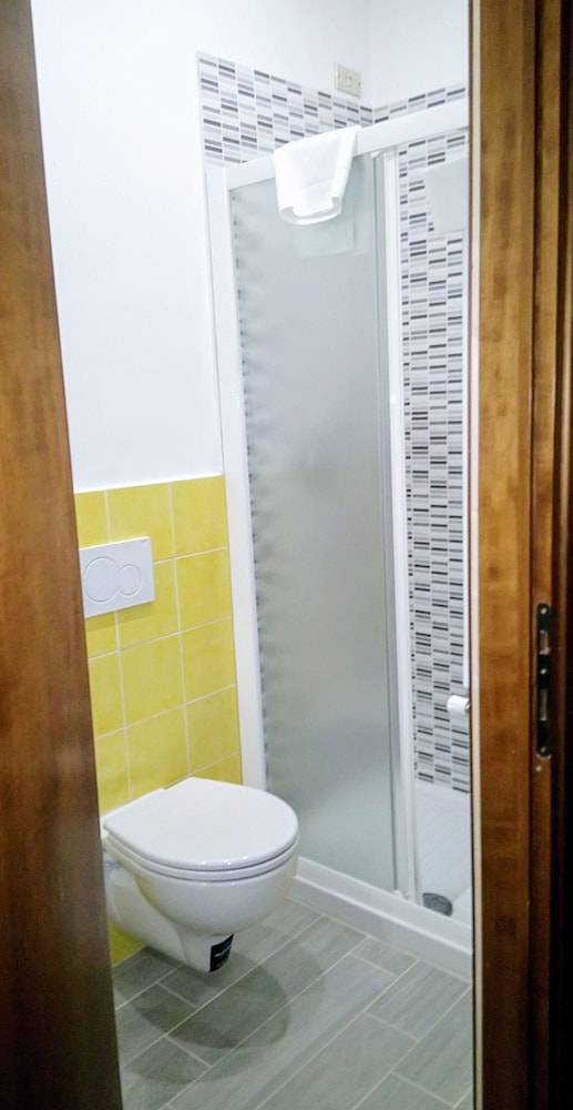 Tourist House 72/73