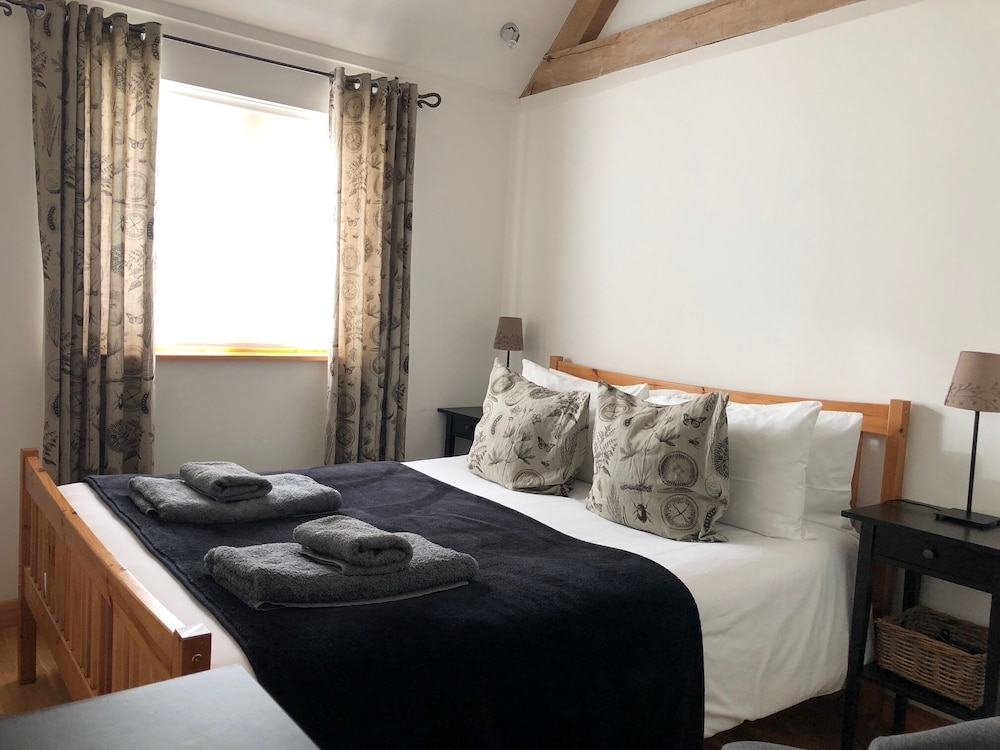 Somerset Country Escape 9/50