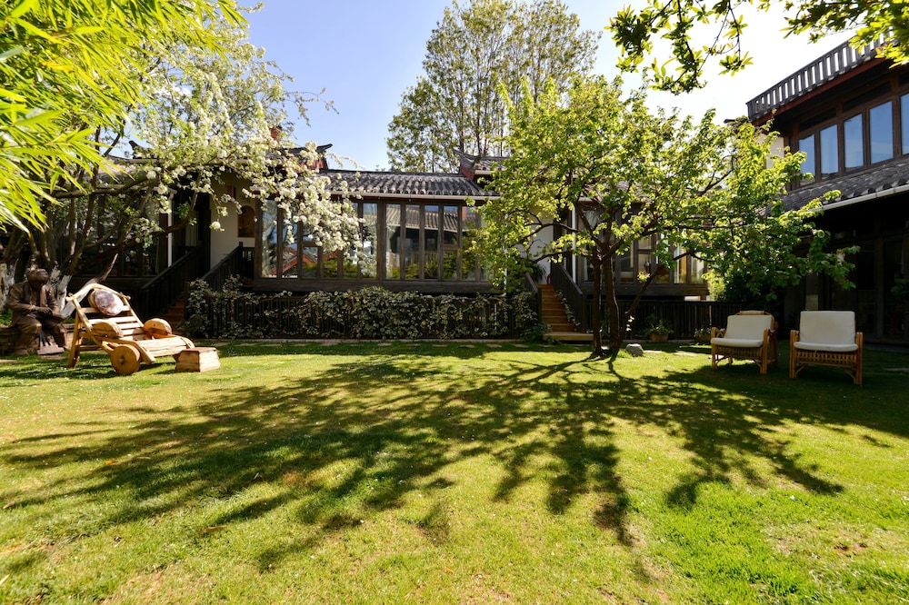 Lijiang Shuhe Youyiju Private Club 37/50