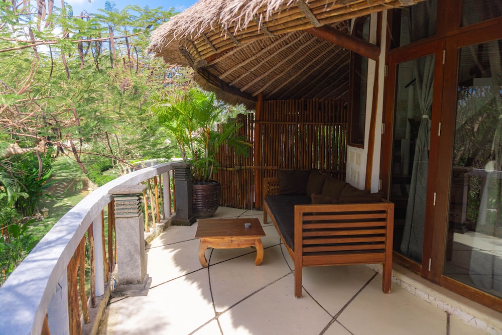 La Joya Balangan Resort 12/75