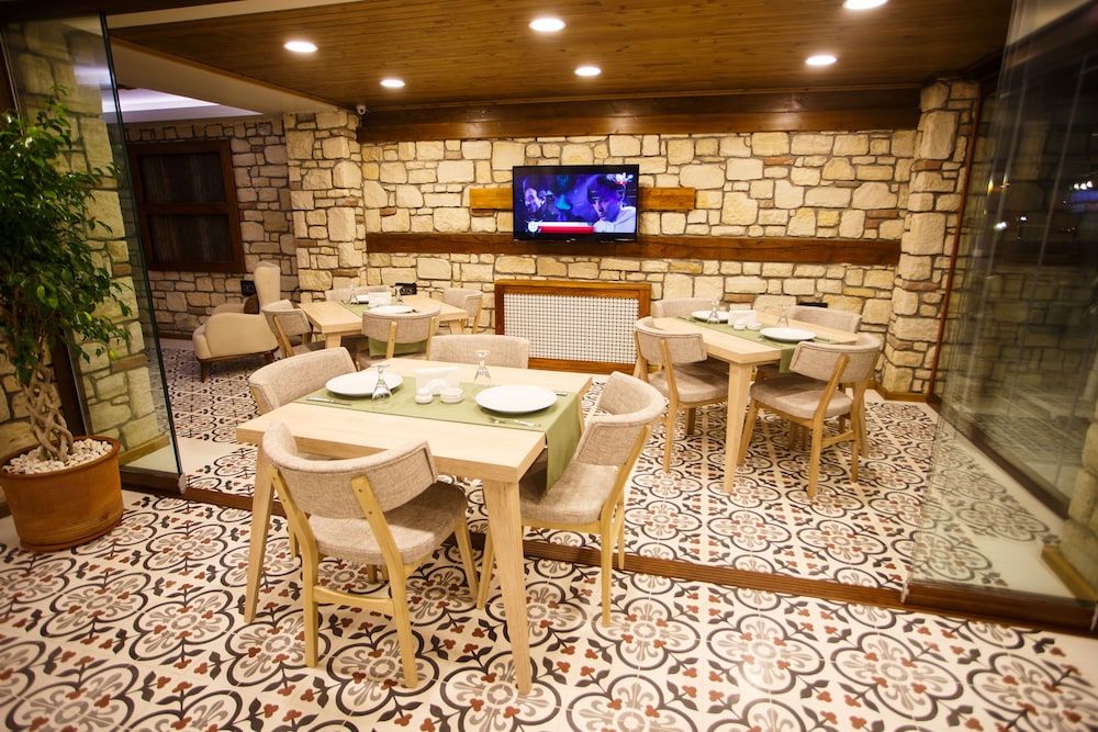 Tas Konak Boutique Hotel 20/22