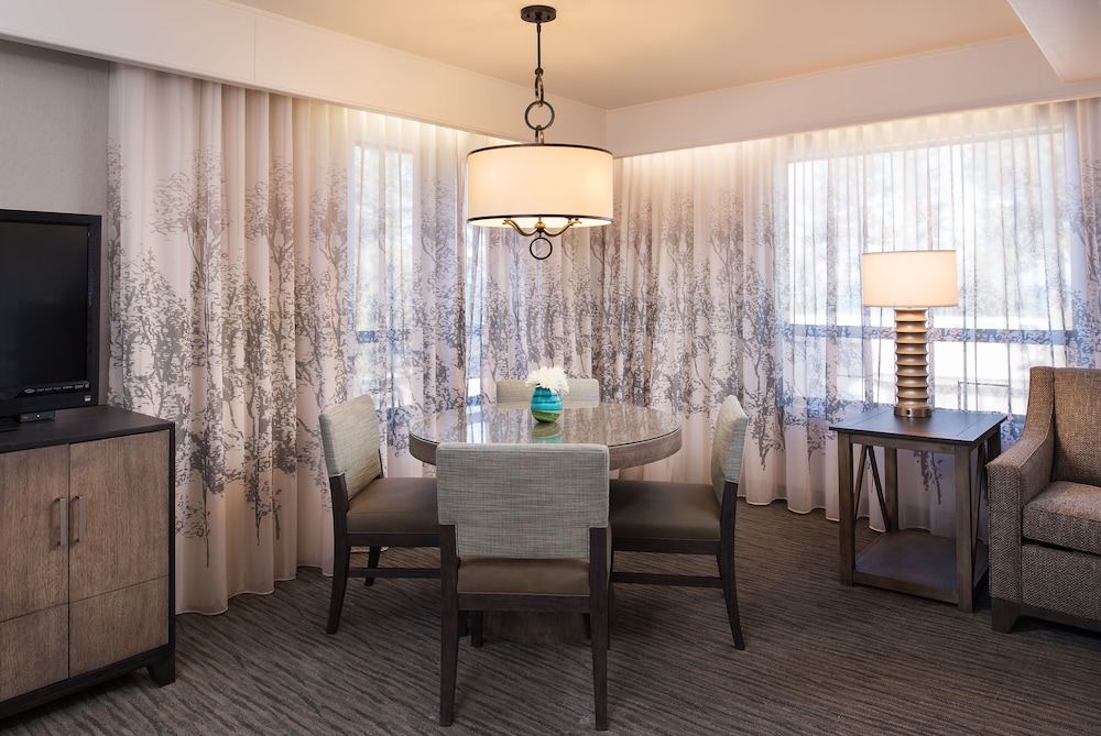 Hotel Azure Tahoe 18/39