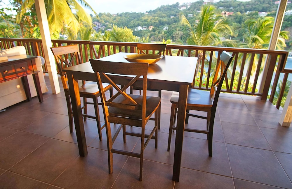 Marigot Beach Club and Dive Resort 62/75