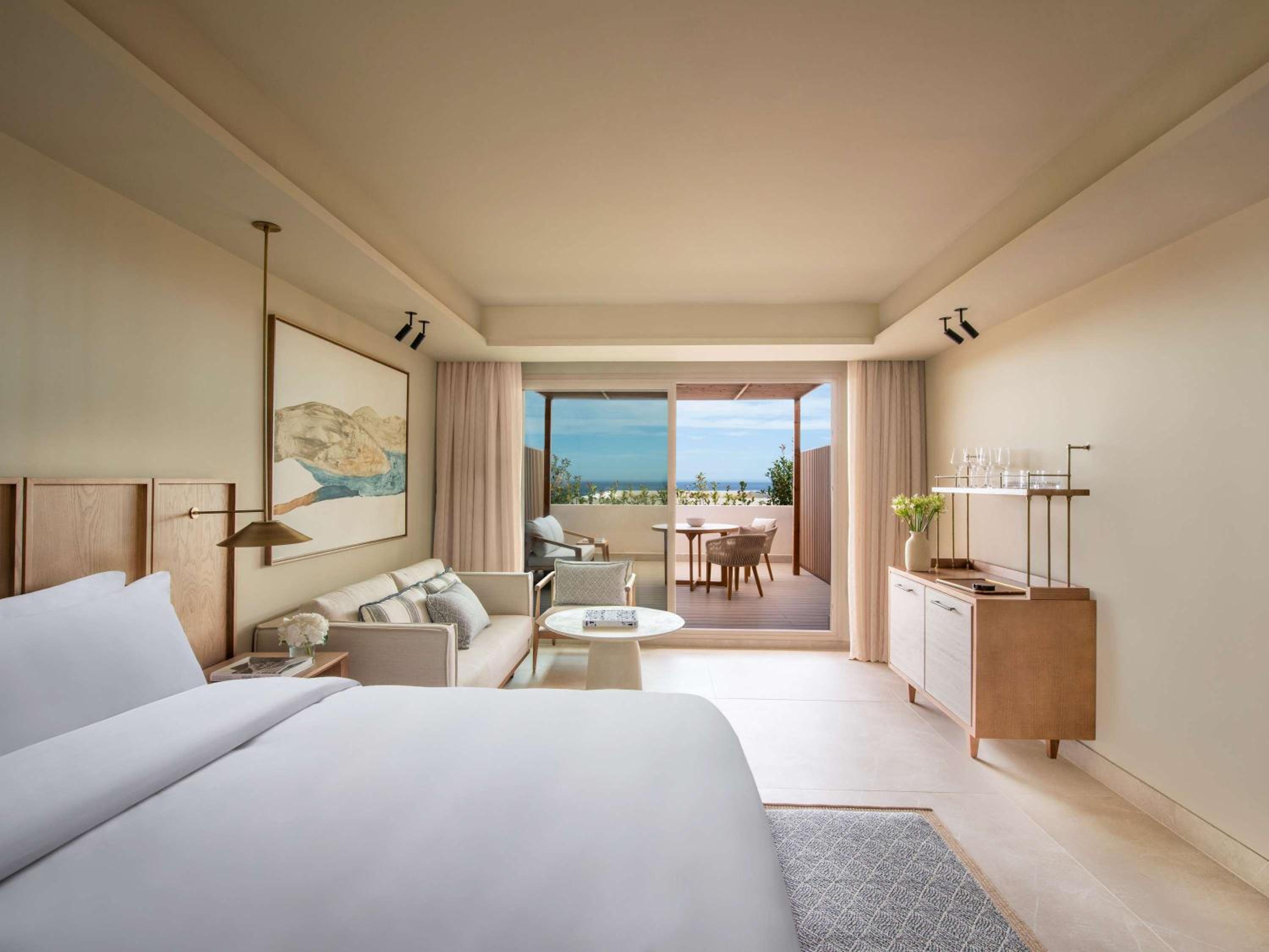 Fairmont, King Bed
