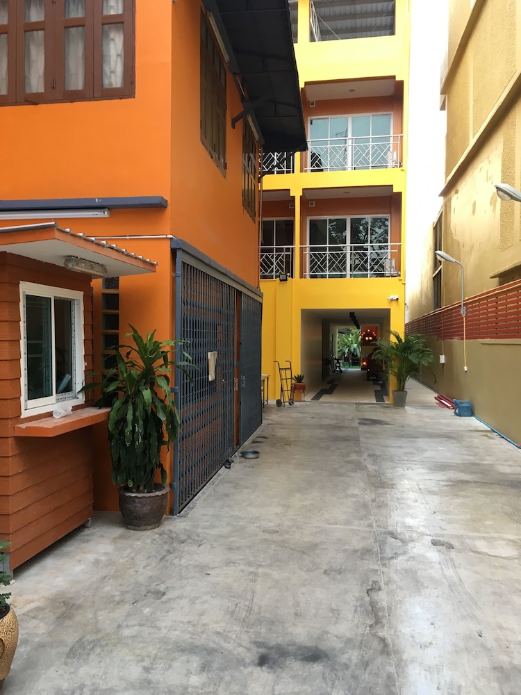 Baanwanchart Bangkok Residences 34/50