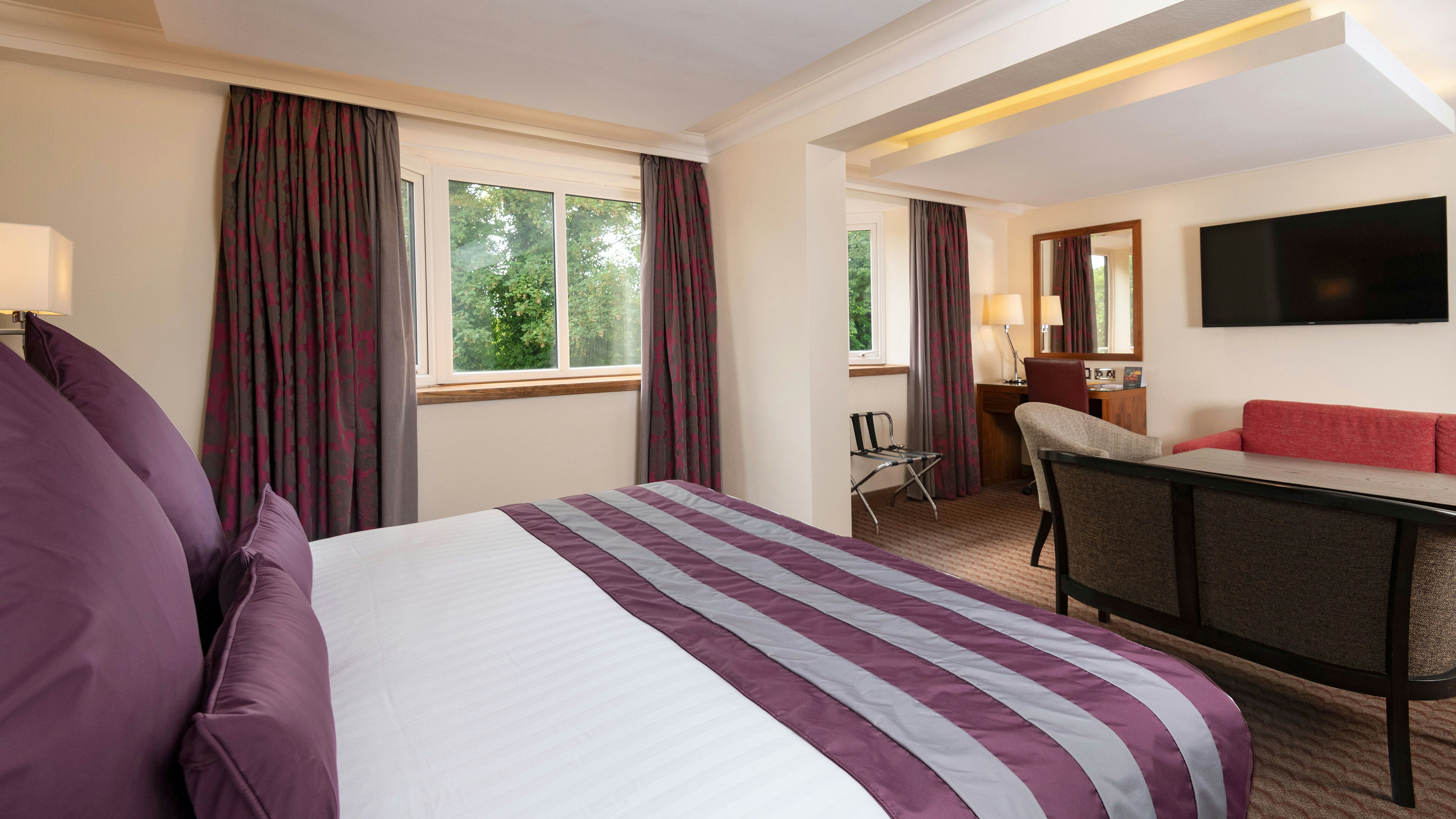 DONNINGTON MANOR HOTEL 5/31