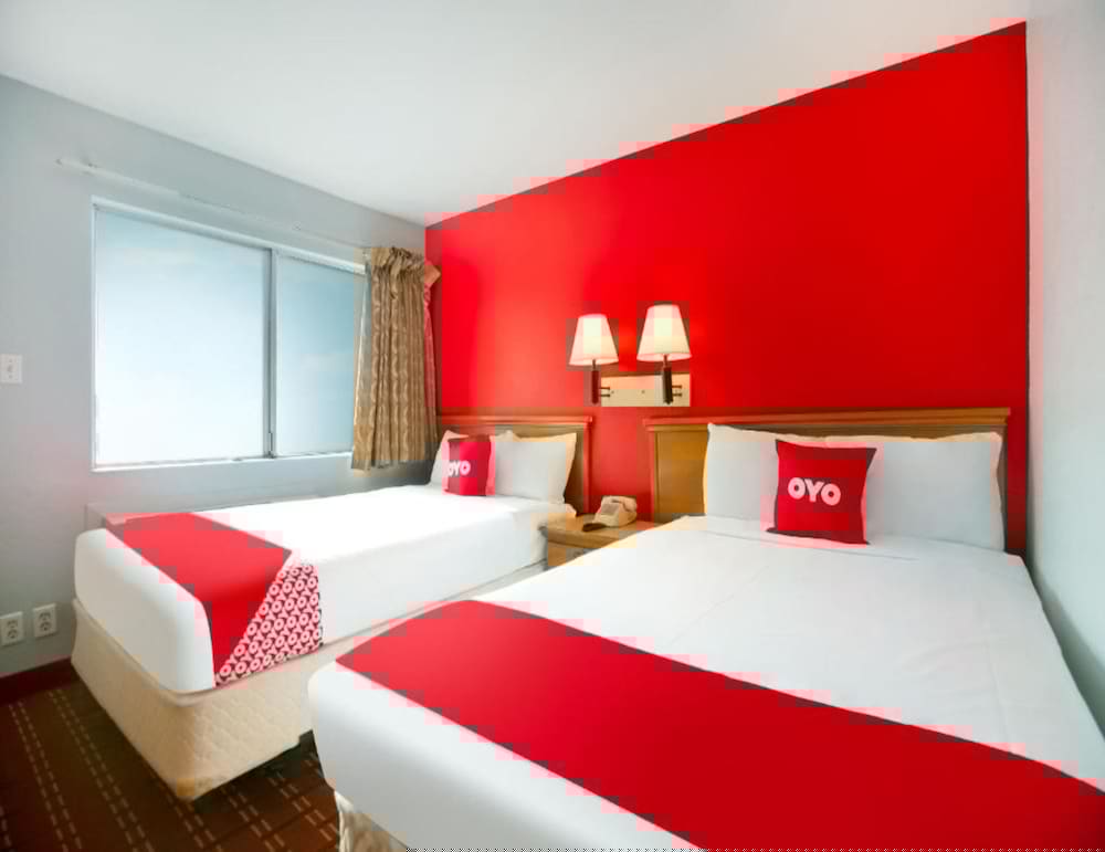 OYO Hotel Houston Southwest I-69 22/48