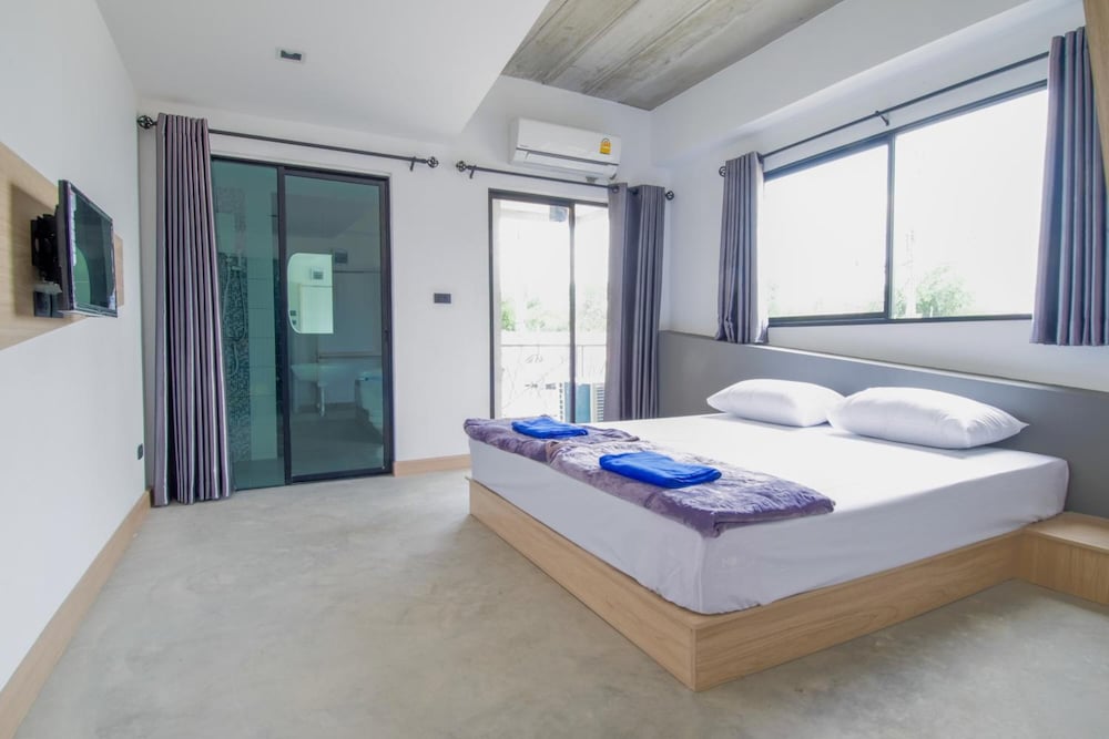 Bed-Room At Suvarnabhumi Airport 13/50