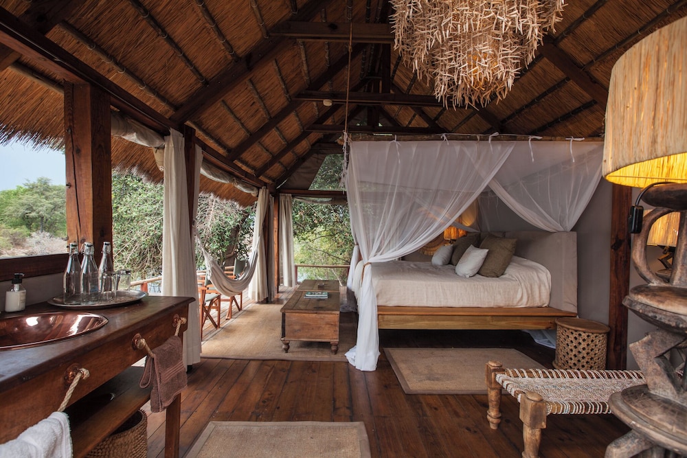 Sindabezi Island Camp 10/29