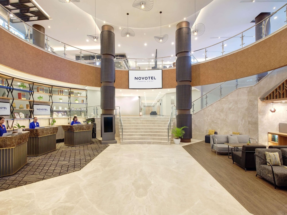 Novotel Jakarta Cikini 43/49