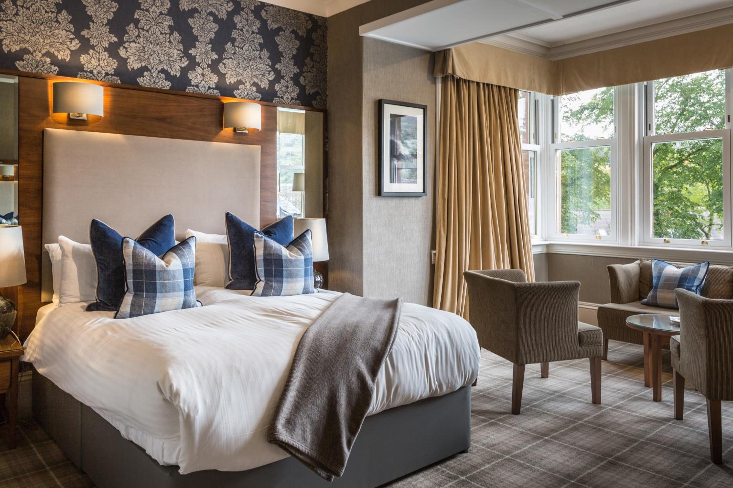 Executive, House, Double Bed
