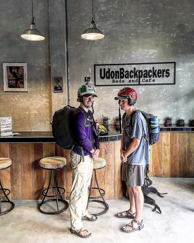Udonbackpackers Beds And Cafe 6/33