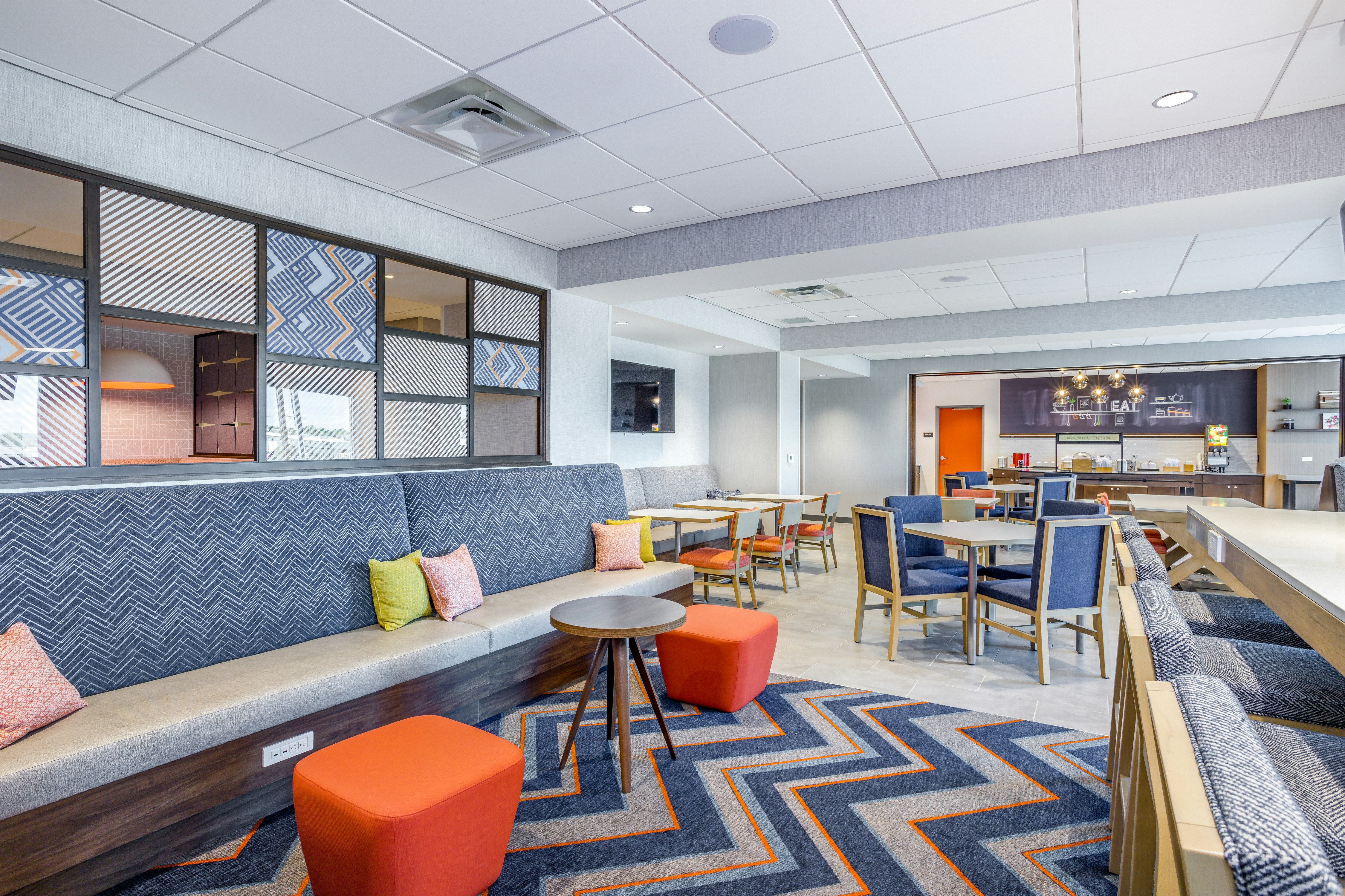 Hampton Inn by Hilton Bedford 32/44