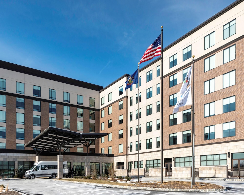 Hyatt Place Allentown / Lehigh Valley 22/23