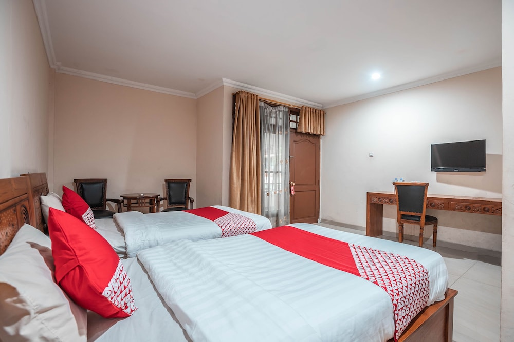OYO 686 Bunga Karang Hotel 10/46