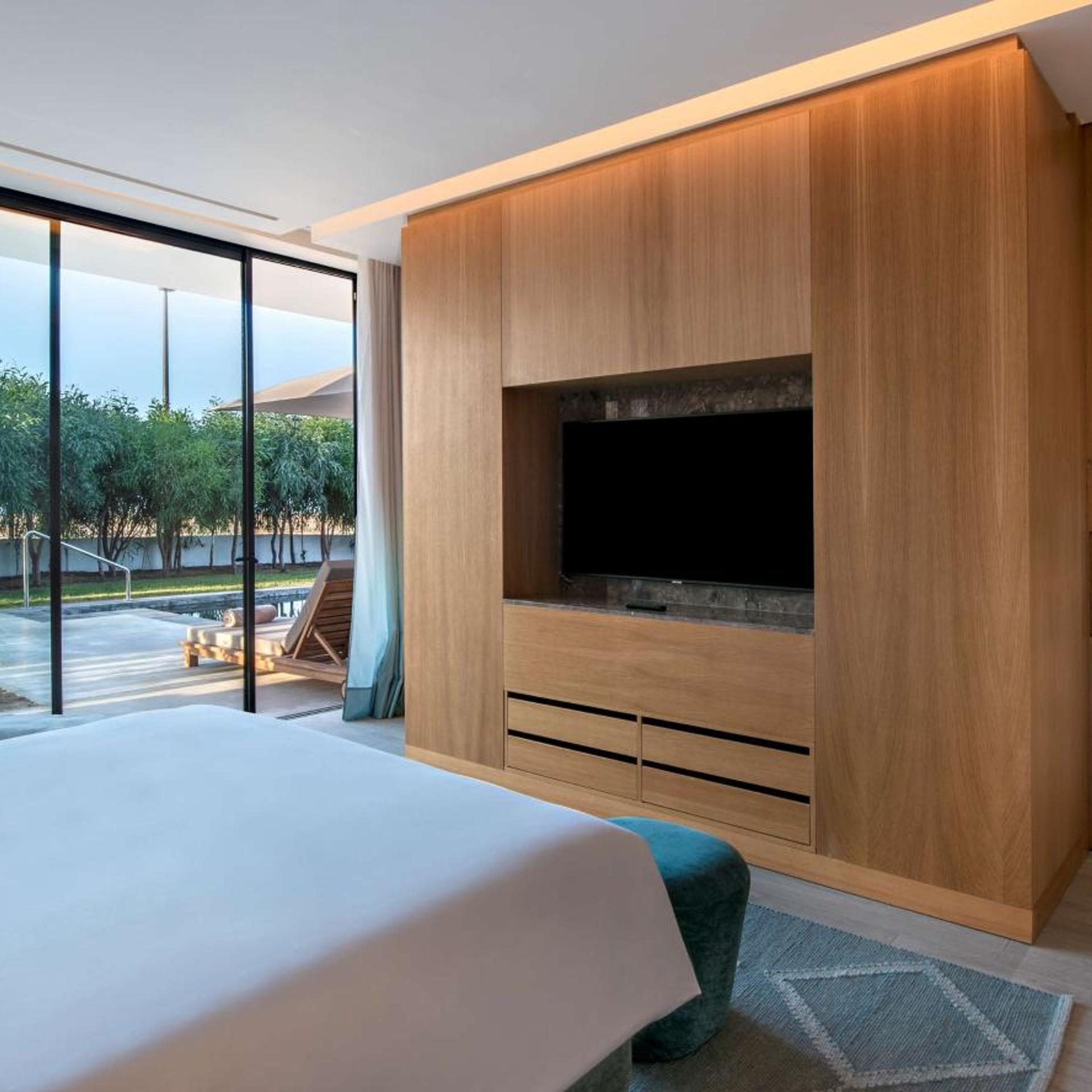 Pool, Suite, Villa, King Bed