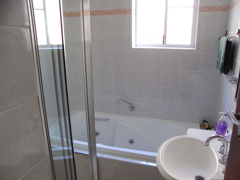Lavender House Bed And Breakfast 13/49