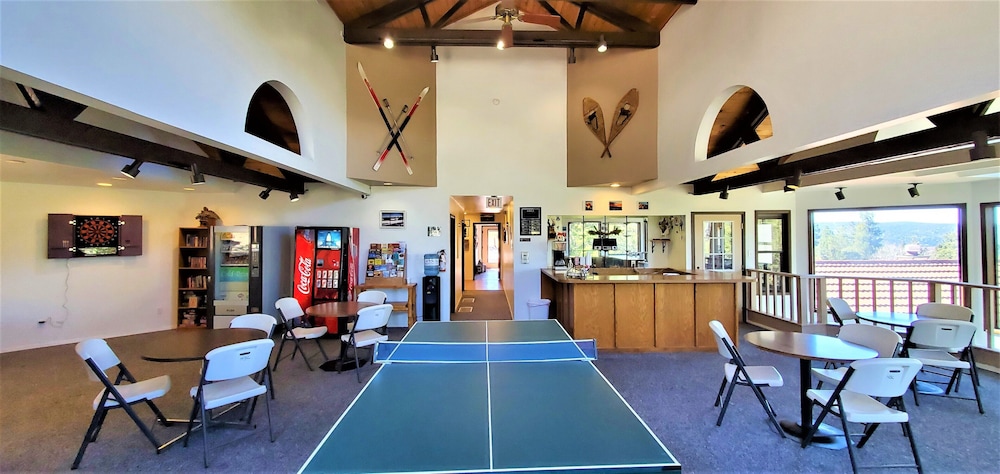 High Sierra Condominiums 45/67