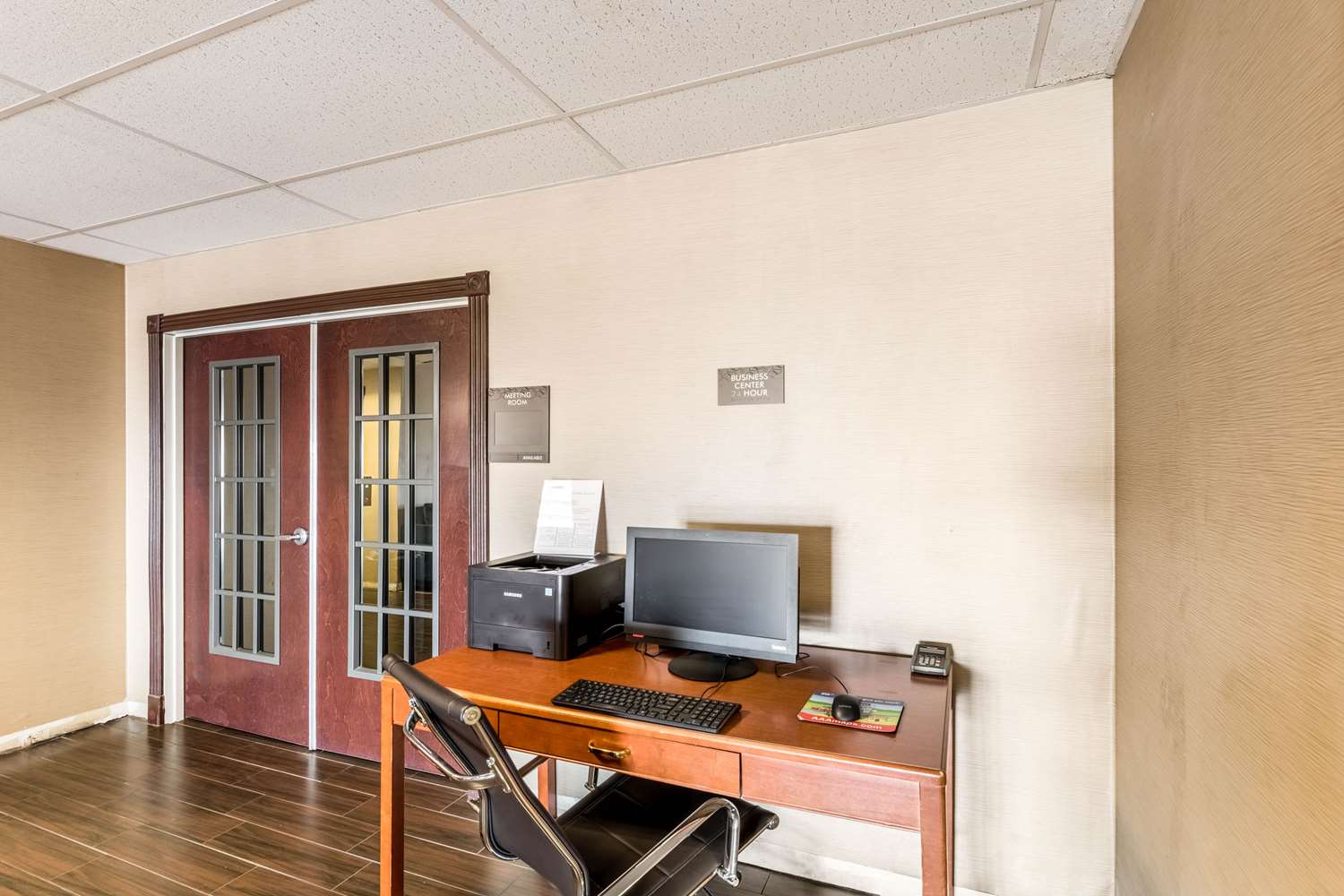 Hawthorn Extended Stay by Wyndham Amarillo 17/20