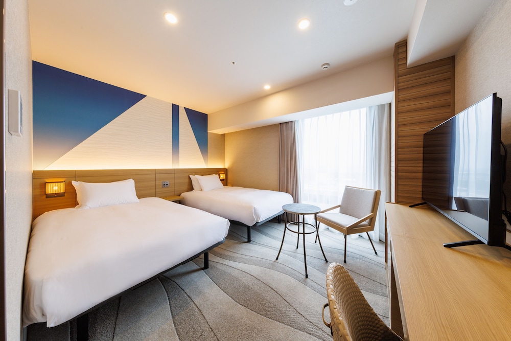 SUPERIOR, SINGLE, TWIN BEDS