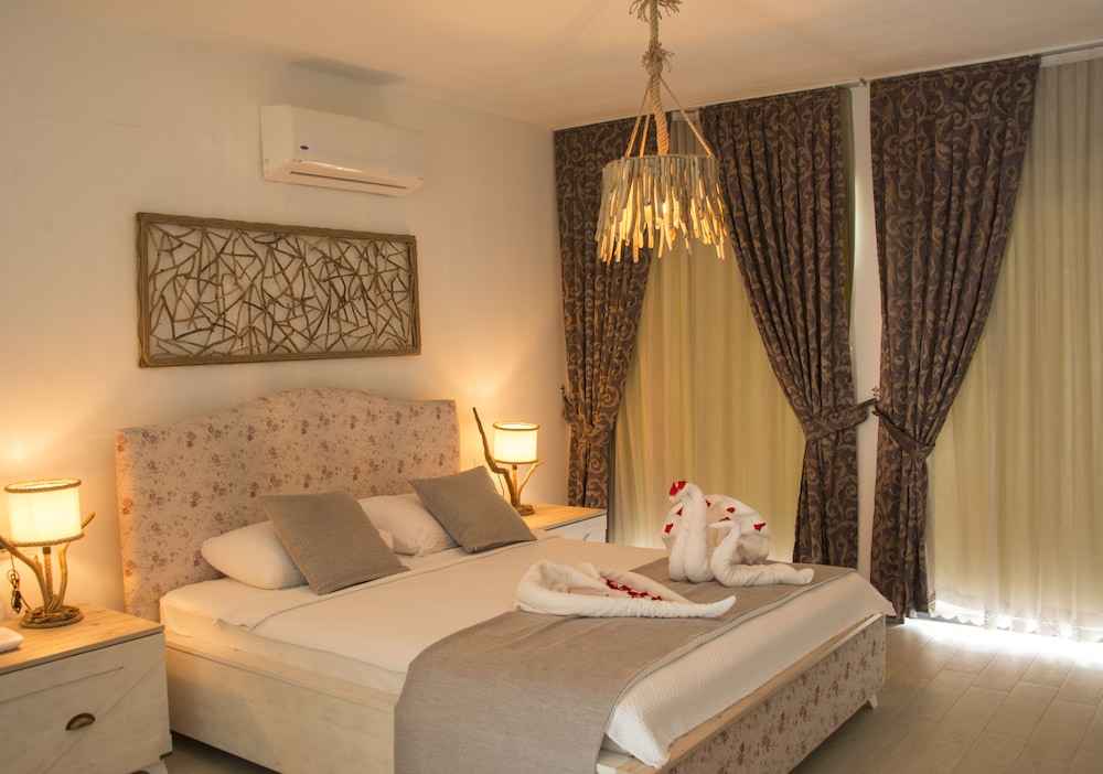 Z Exclusive Hotel And Villas 17/30