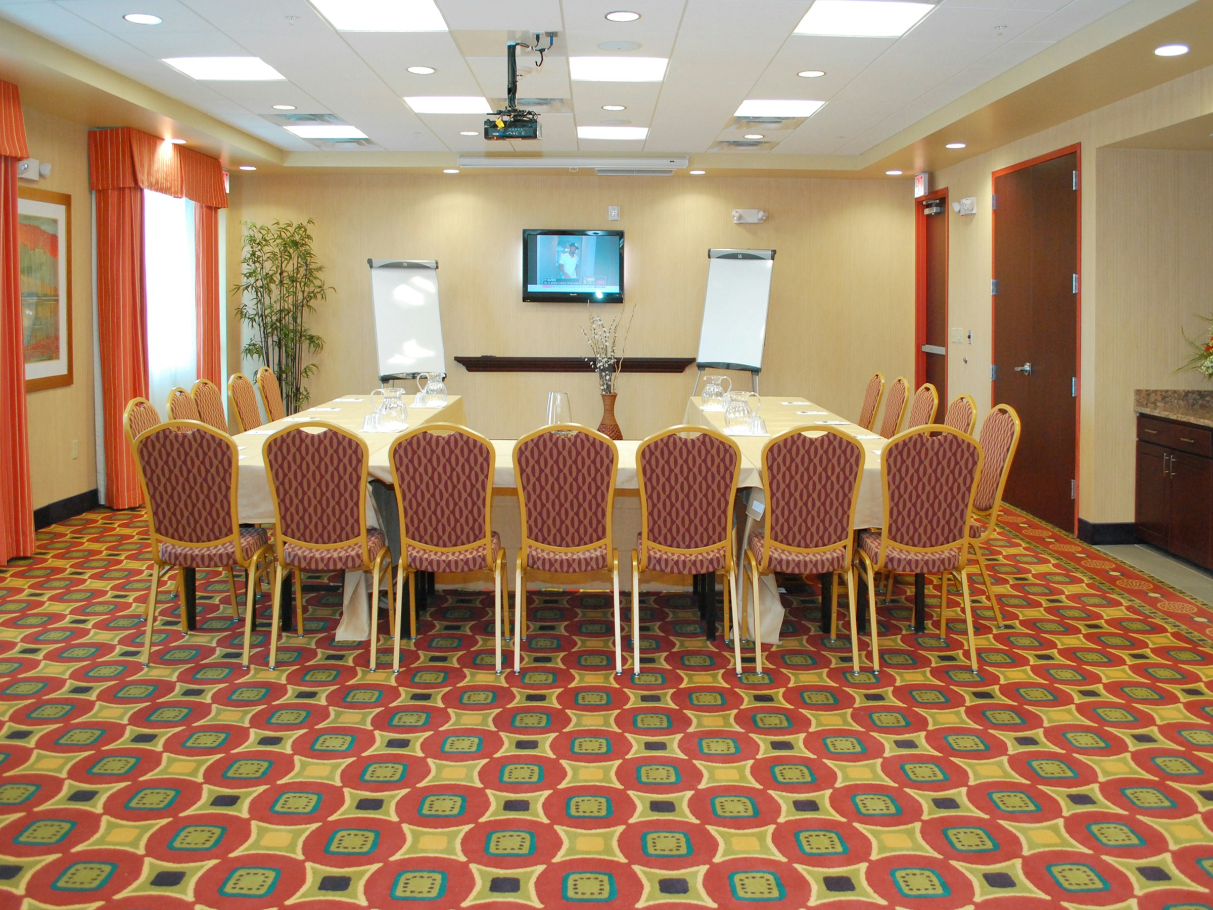 Hampton Inn & Suites Denver/Highlands Ranch 75/82