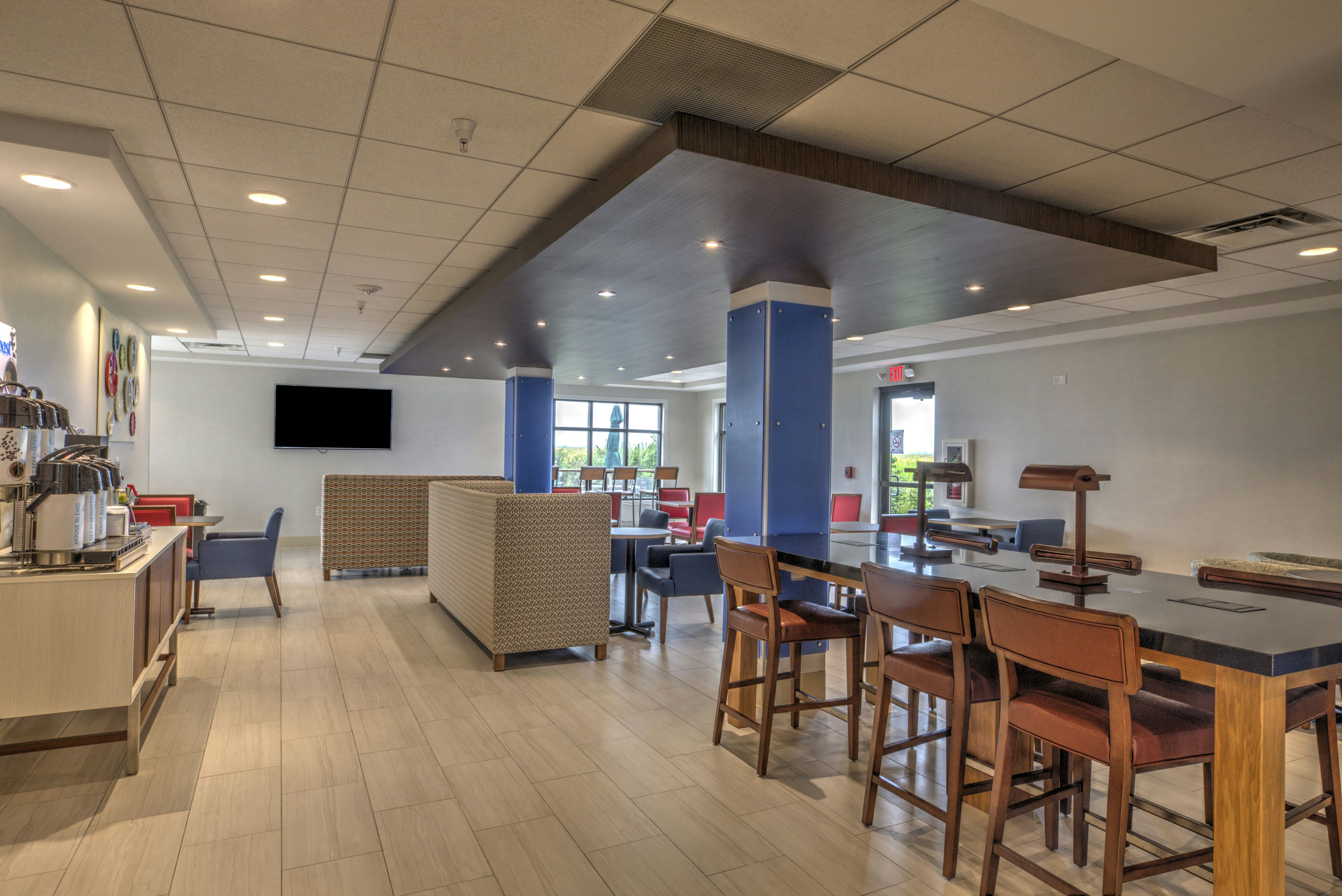 HOLIDAY INN EXPRESS ROCHELLE 52/71