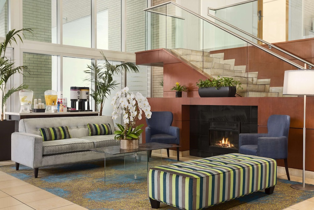 Hampton Inn & Suites by Hilton Vancouver-Downtown 42/60