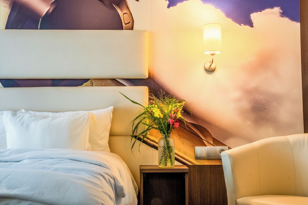 Airways Hotel Frankfurt Airport West 13/50