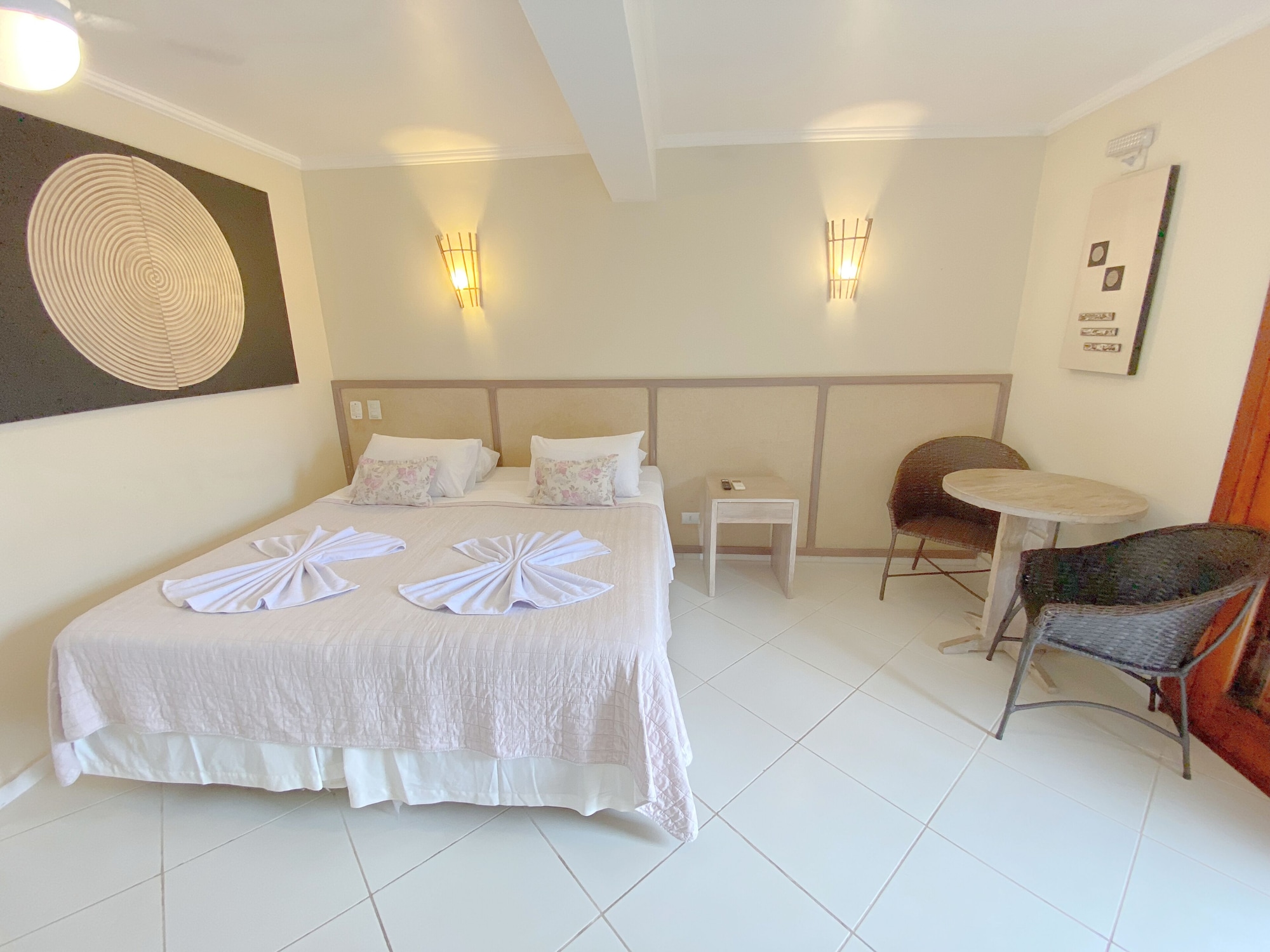 suite, jetted tub