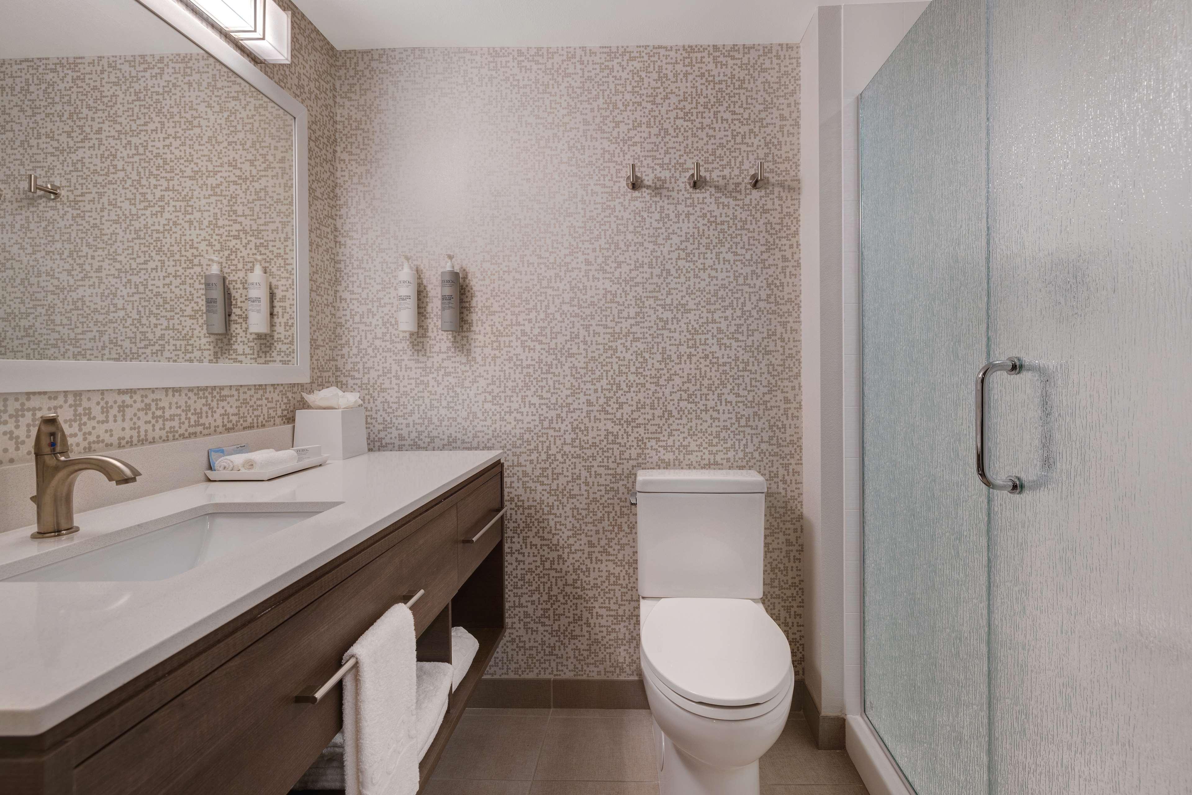 استوديو بسرير كينج لذوي الإعاقة، Home2 Suites by Hilton Las Vegas I-215 Curve 2/4